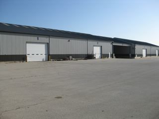ABC Supply Building: 100 North Spruce Street, Manteno, IL 60950